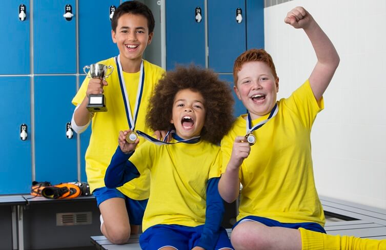 Como escolher um modelo de medalha em acrílico para premiar um evento