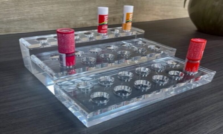 Acrílico no ponto de venda: o segredo para vitrines mais atrativas e modernas